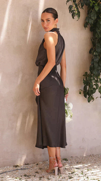 Elegant Shimmer Maxi Dress