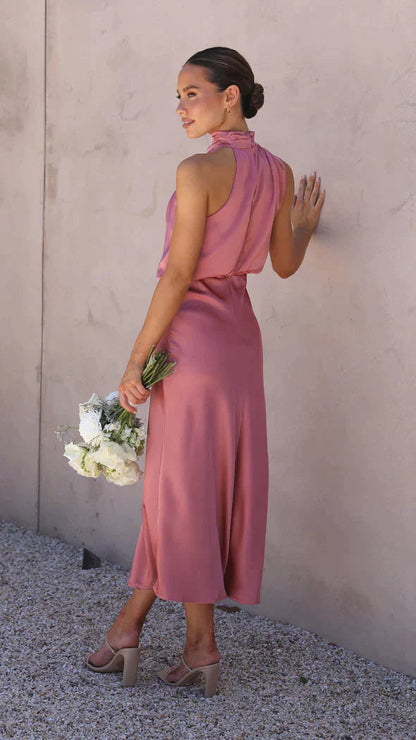 Elegant Shimmer Maxi Dress