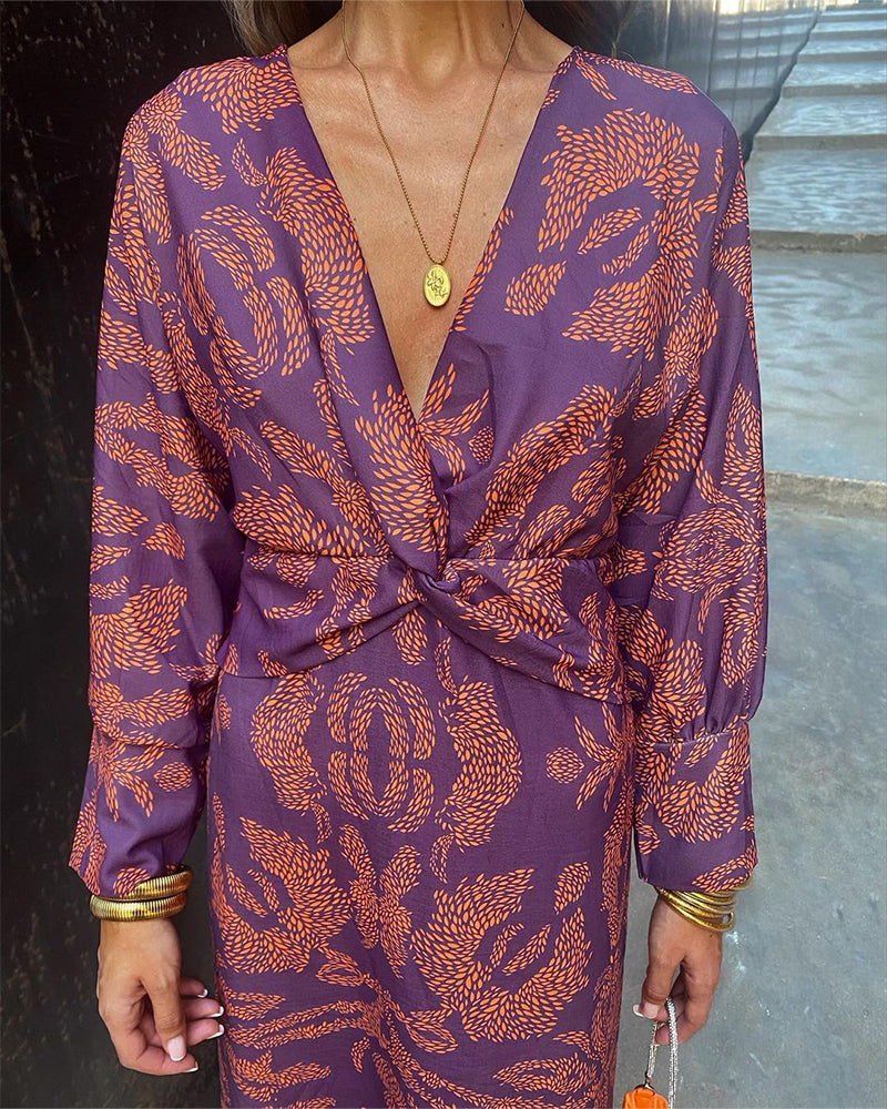 Waist-Enhancing Summer Dress