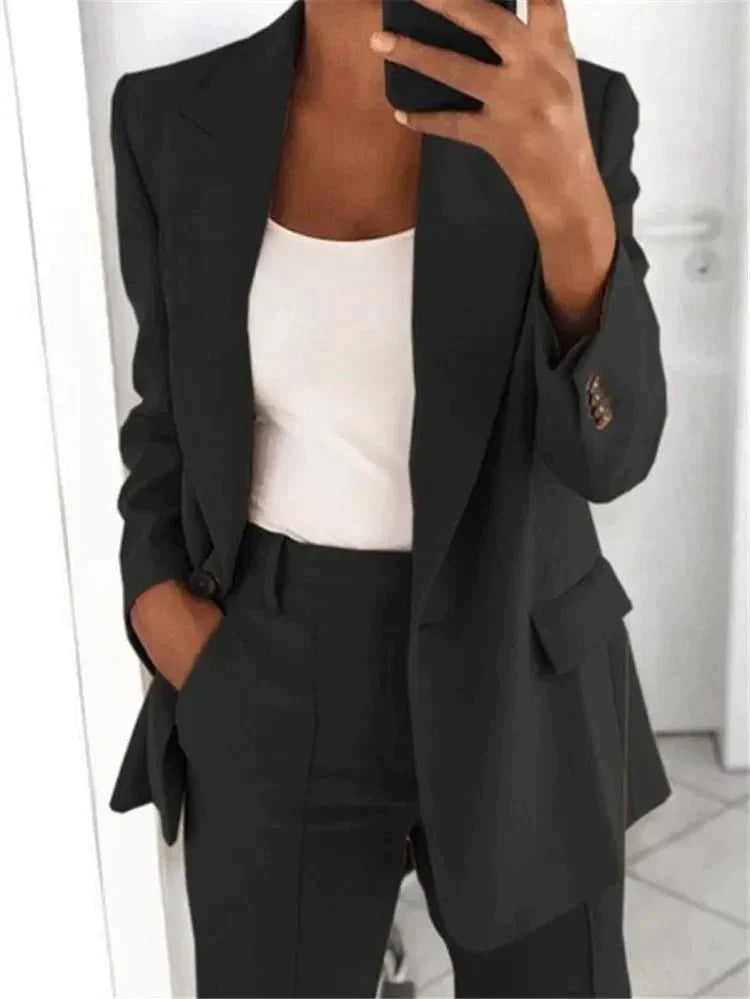 Elegant Comfort Women's Suit