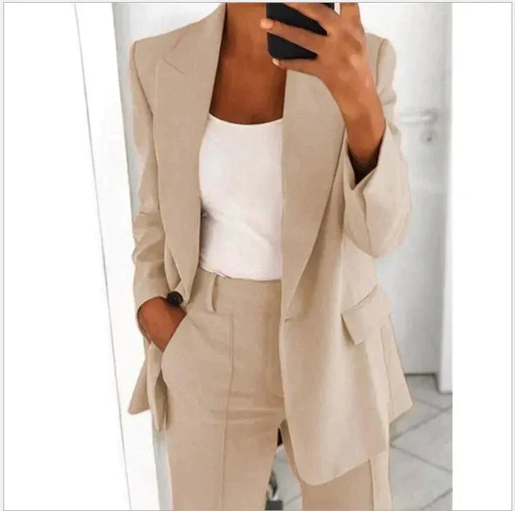 Elegant Comfort Women's Suit