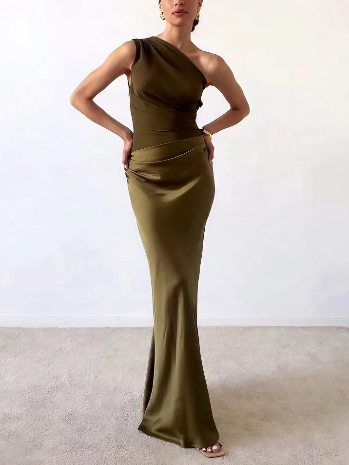 Stunning One-Shoulder Maxi Elegance