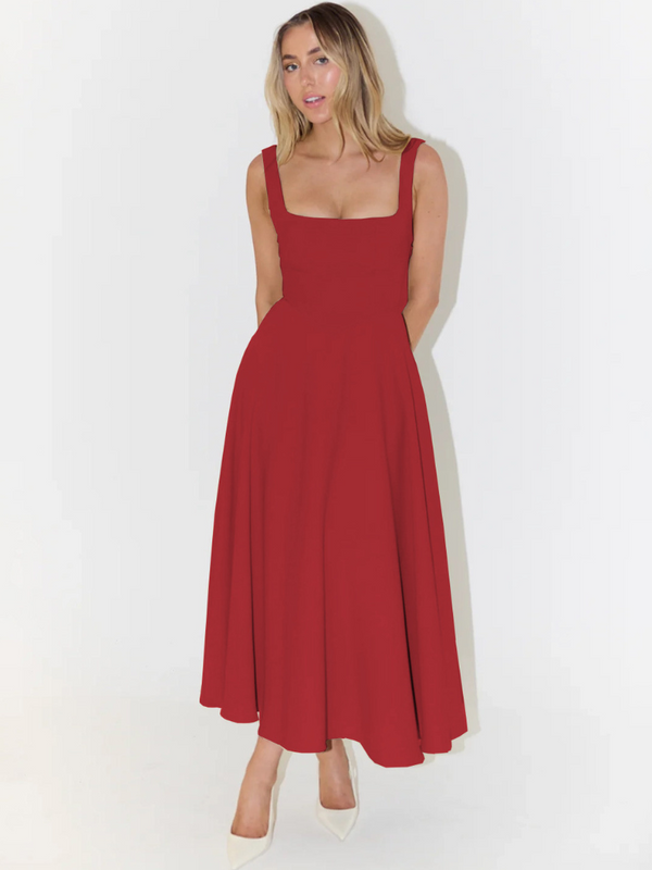 Elegant Figure-Enhancing Midi Dress