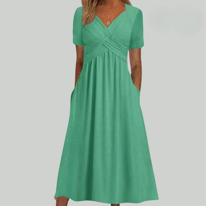 Elegant Curve-Enhancing Dress