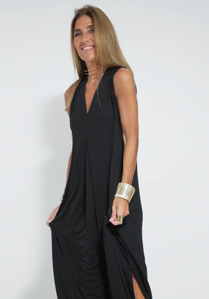 Elegant Curve-Hugging Dress Set