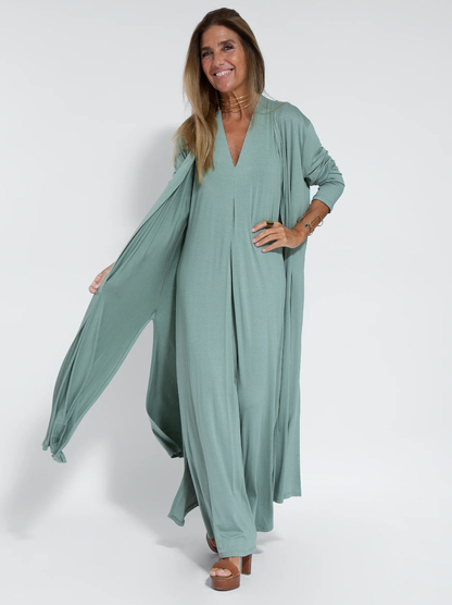 Elegant Curve-Hugging Dress Set