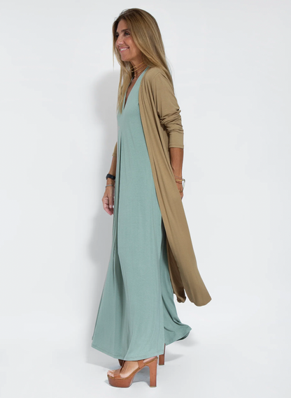 Elegant Curve-Hugging Dress Set