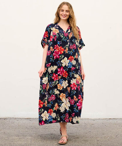 Elegant-Ease Pocket Dress