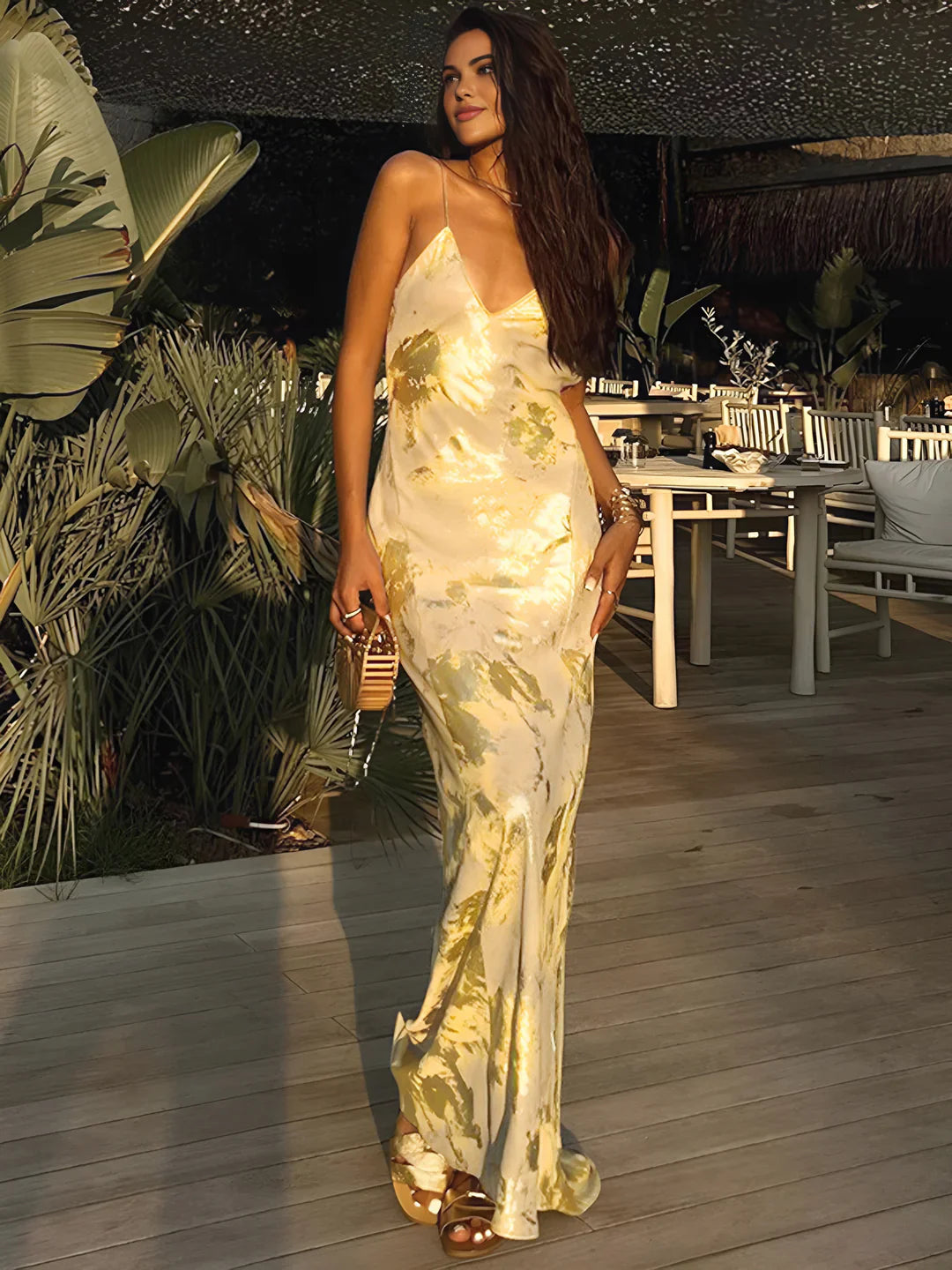 Flattering Metallic Backless Evening Dress
