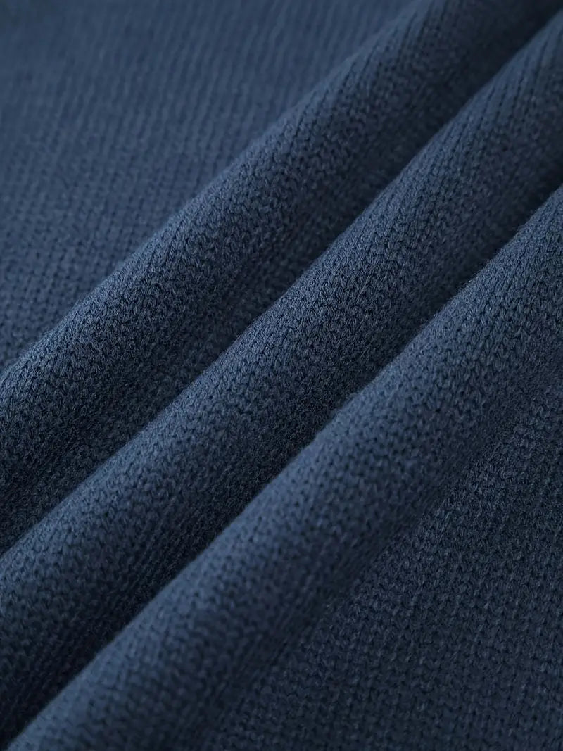 Flattering Turtleneck for Timeless Elegance