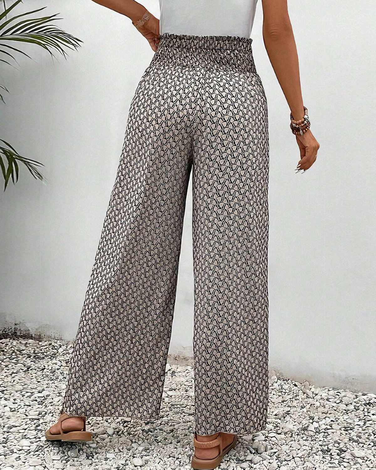 Relaxed Comfort Wide-Leg Pants