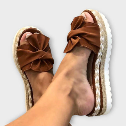 Ergo-Comfort Bow Sandals