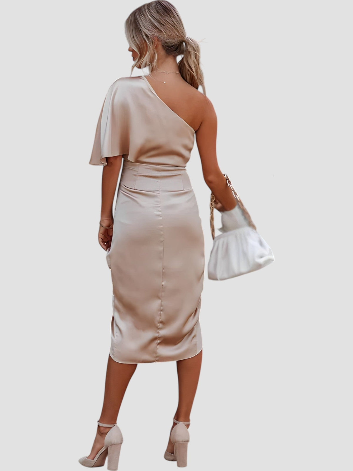 Elegant Flowing Dress