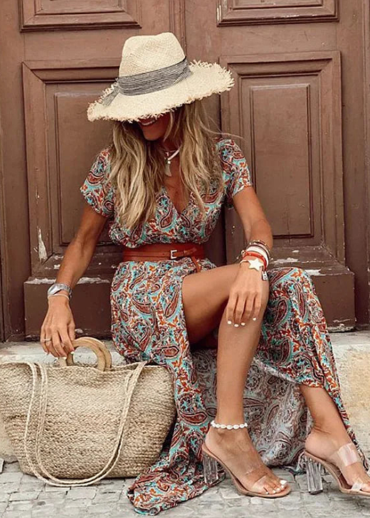 Waist-Defining Maxi Dress