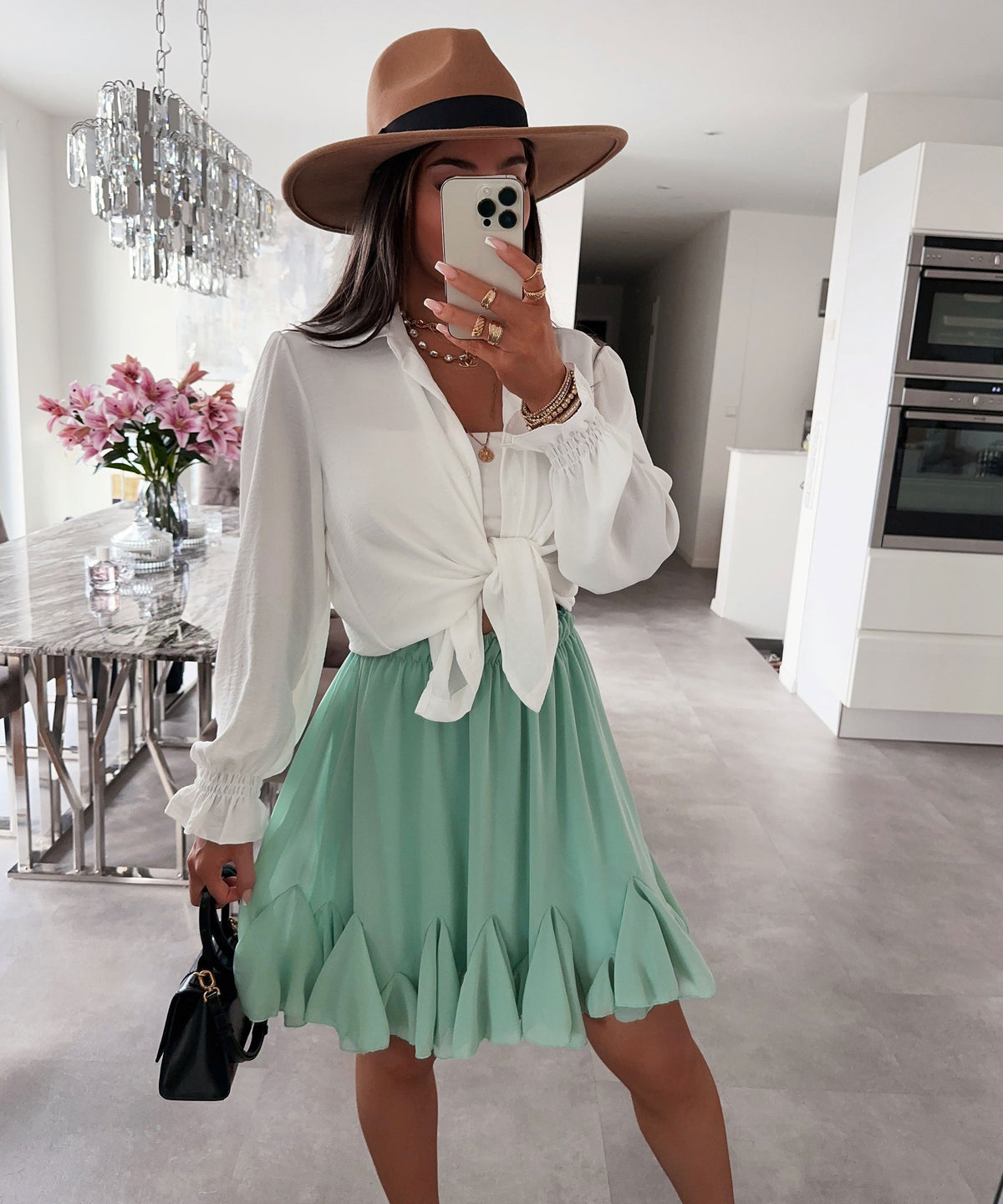 Effortless Elegance Balloon Blouse